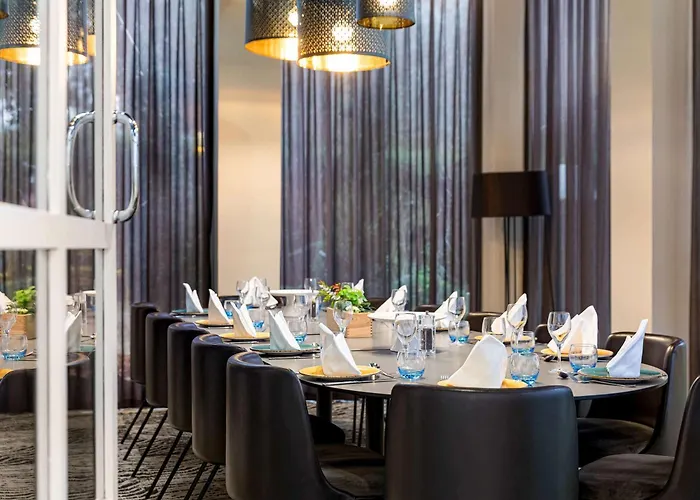 Novotel Lyon Gerland Musee Des Confluences